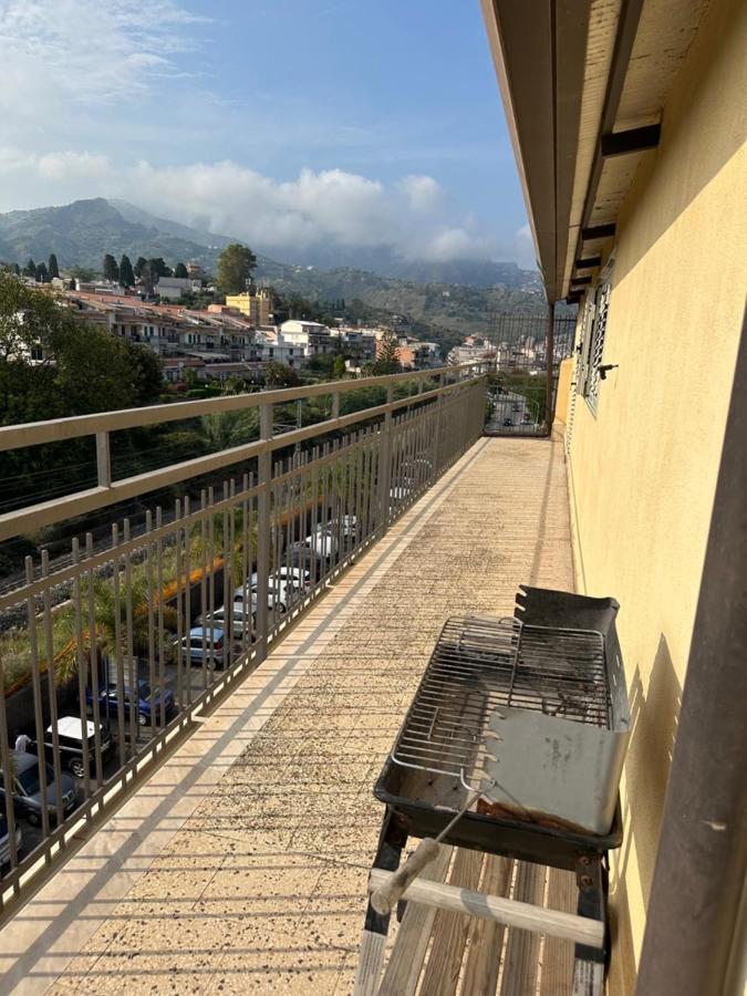 Attico Di Giggia Apartman Giardini-Naxos Kültér fotó