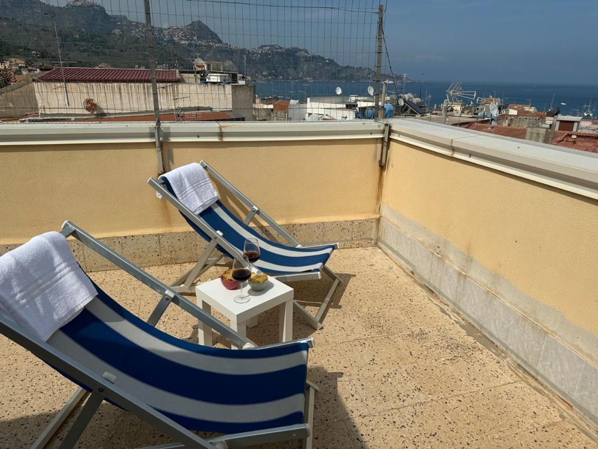 Attico Di Giggia Apartman Giardini-Naxos Kültér fotó